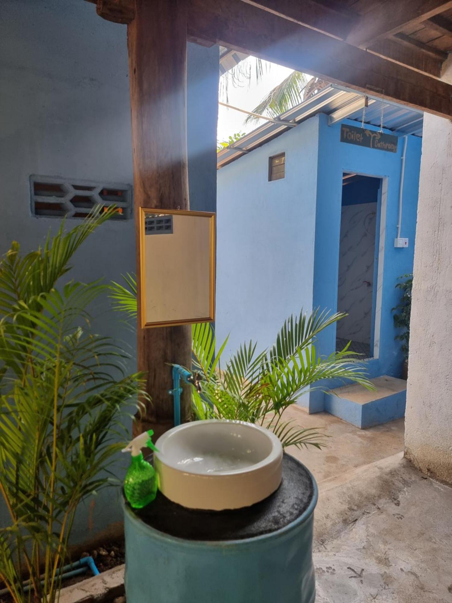 Discover Kratie Homesetay Exterior foto